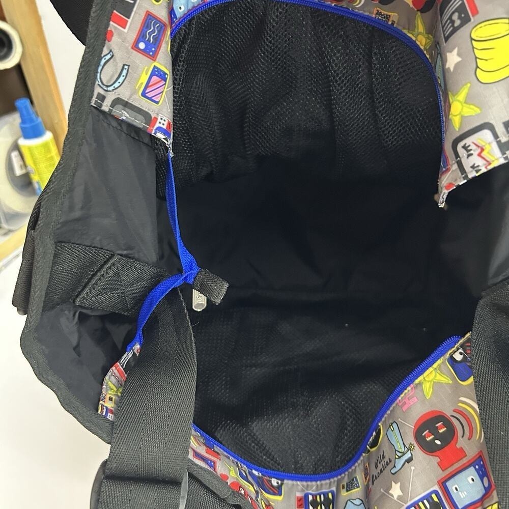 LeSportsac Ryan Baby Tote Diaper Bag Buckaroo HTF Rare With Changing Pad - Picture 9 of 16